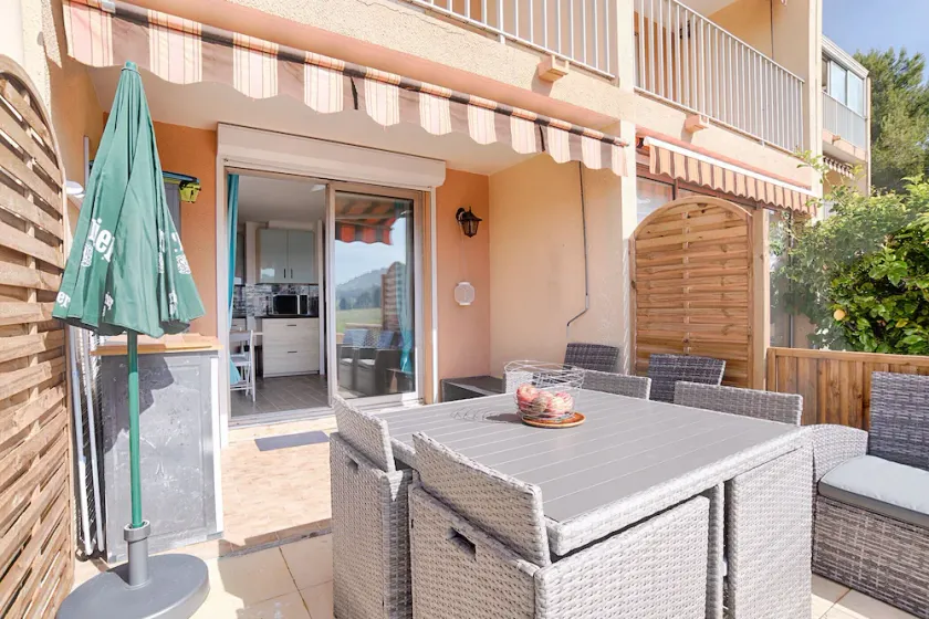 Beautiful Studio With Terrace Near The Sea! - Image 1