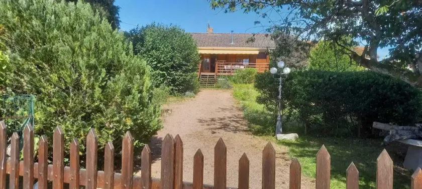 Chalet à la Campagne - Image 1