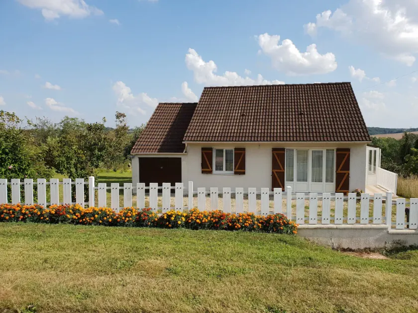 Quiet country house - Image 1