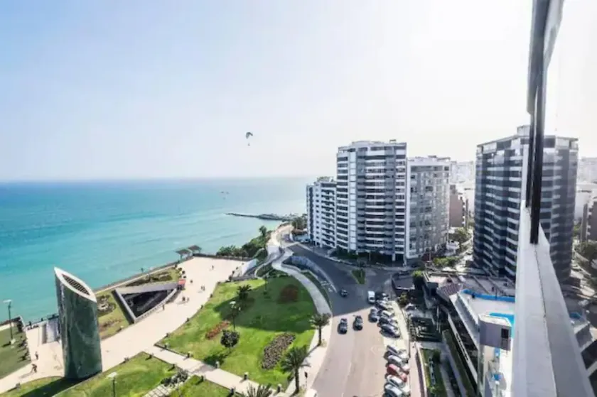 SEAVIEW BALCONY NEXT DOOR JW MARRIOTT ! - Image 1