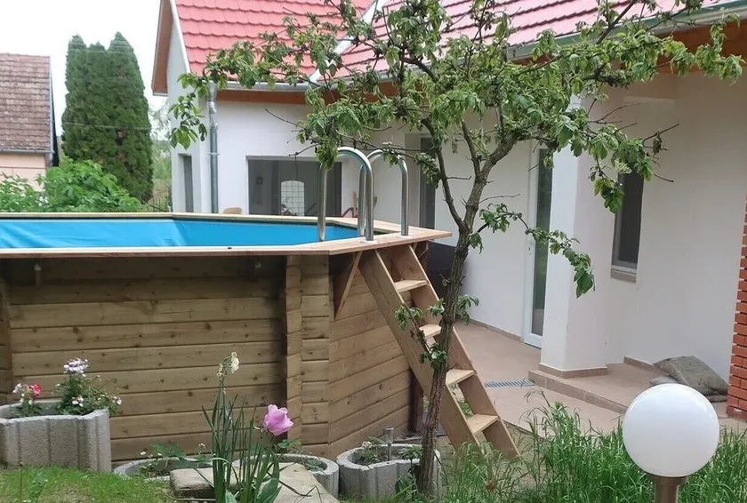 Year-round holiday home with swimming pool and whirlpool. Dogs welcome! - Image 1