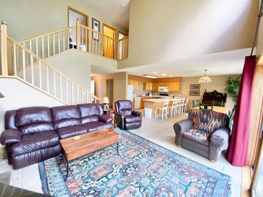 Izaty's Lakeside Townhouses # 413 en Lake Mille Lacs at Izatys Resort - Image 1