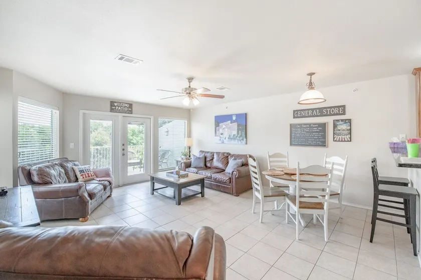 TEXAS Cabernet Getaway New Braunfels WATERWHEEL Guadalupe River Condo - Image 1