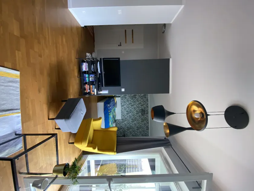 Apartament \"Gocław\" Praga Południe - Image 1