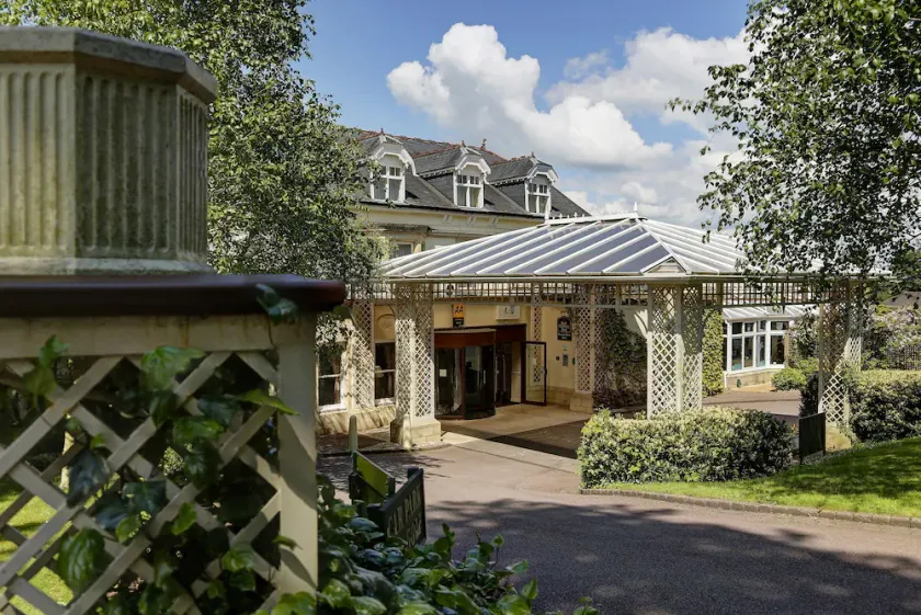 Swindon Blunsdon House Hotel, BW Premier Collection - Image 1