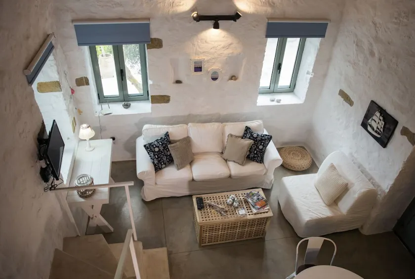 Deluxe Messinia Villa | 2 bedrooms | Villa with Garden View | Shared Pool - Image 1