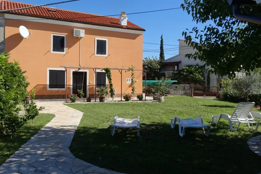 Apartment in Croatia near the Coast - Image 1