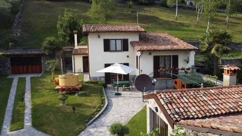 Lake Iseo - Detached house with Finnish tub garden WI-FI outbuilding - Image 1