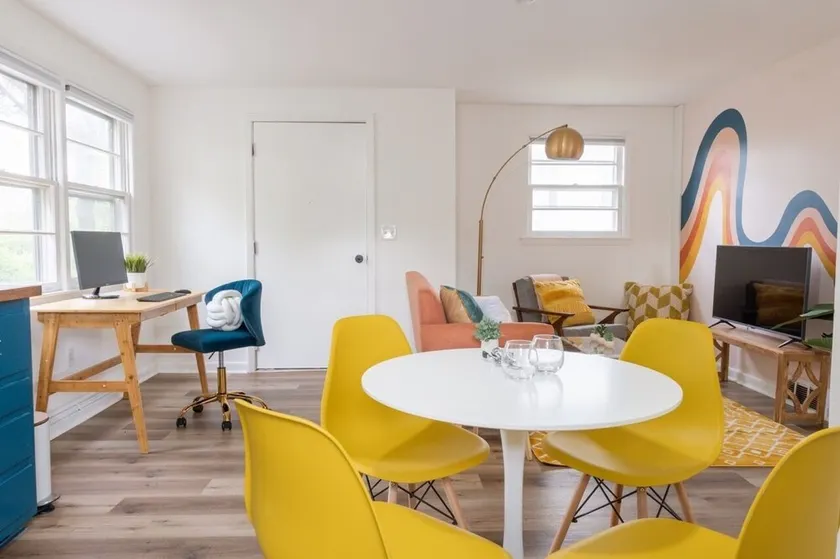 Retro Retreat renovated 2BR, desk, no chore list! - Image 1