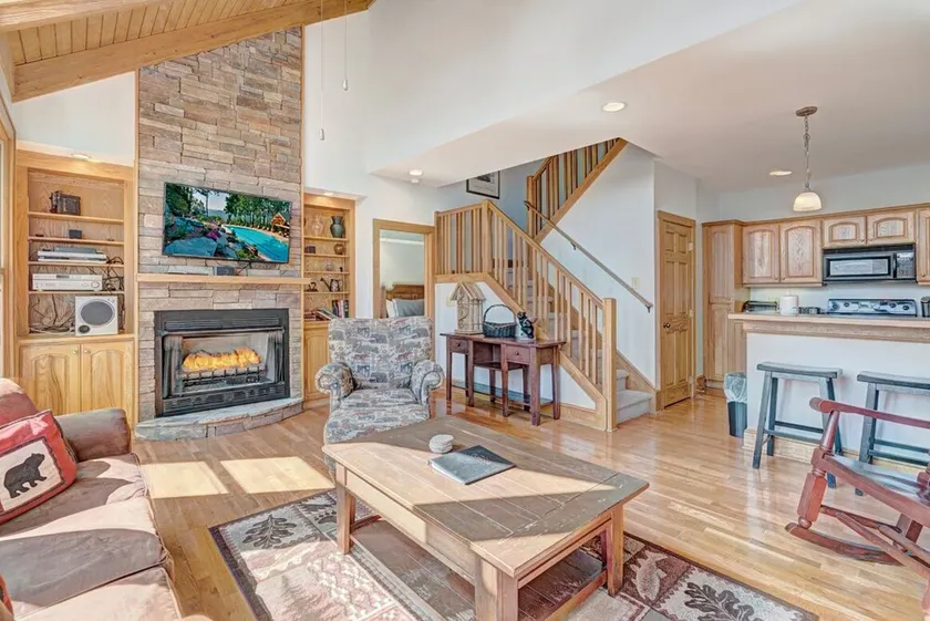 Cliffsider - In der Nähe von High Country-Attraktionen. Das Hotel liegt in Gated Resort in Echota, auf der anderen Straßenseite vom Pool, vom Whirlpool und vom Fitnesscenter. 10% Last-Minute-Rabatt verfügbar - Image 1