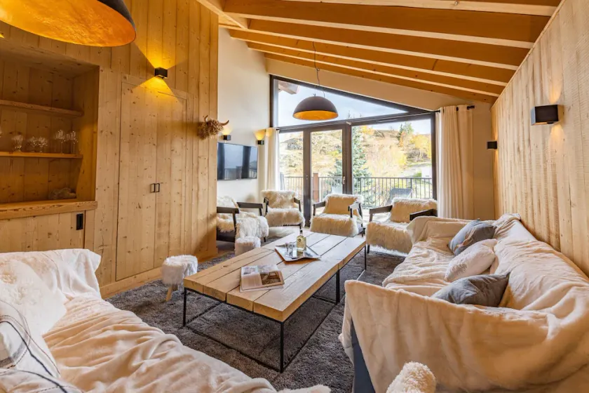 Chalet Hope - Image 1