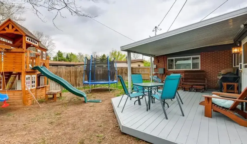 Mid-Century 3 Bdr Lakewood Home Mountain Access! - Image 1