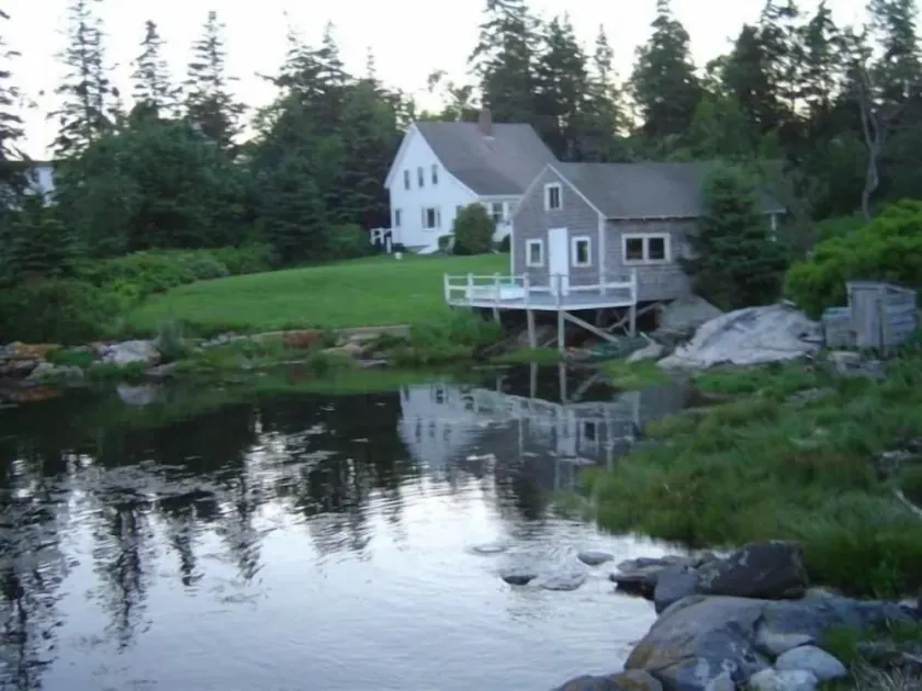 Stunning Oceanfront Cottage w/ Private Deck and Atlantic Views - Image 1