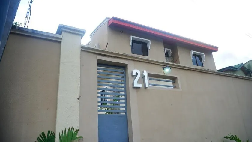 Studio 21 - Image 1