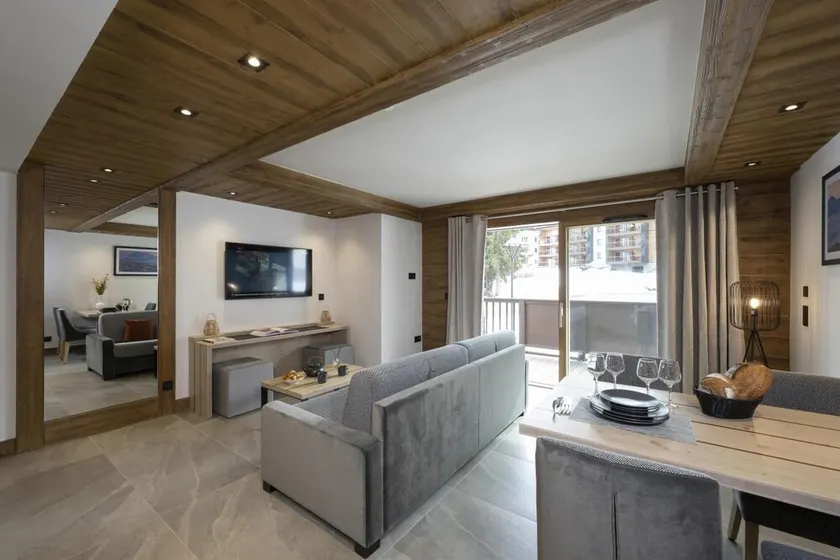 Wifi, ski-in/ski-out & foot of the slopes, fitness, swimming pool, sauna, hammam, balcony - Image 1