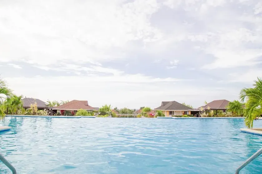 Sea Breeze Villa at Coolshade - Image 1