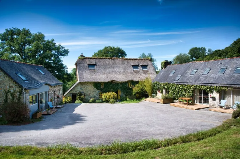 On a 3-hour property, in the heart of the forest, the Gites du Lety await you - Image 1