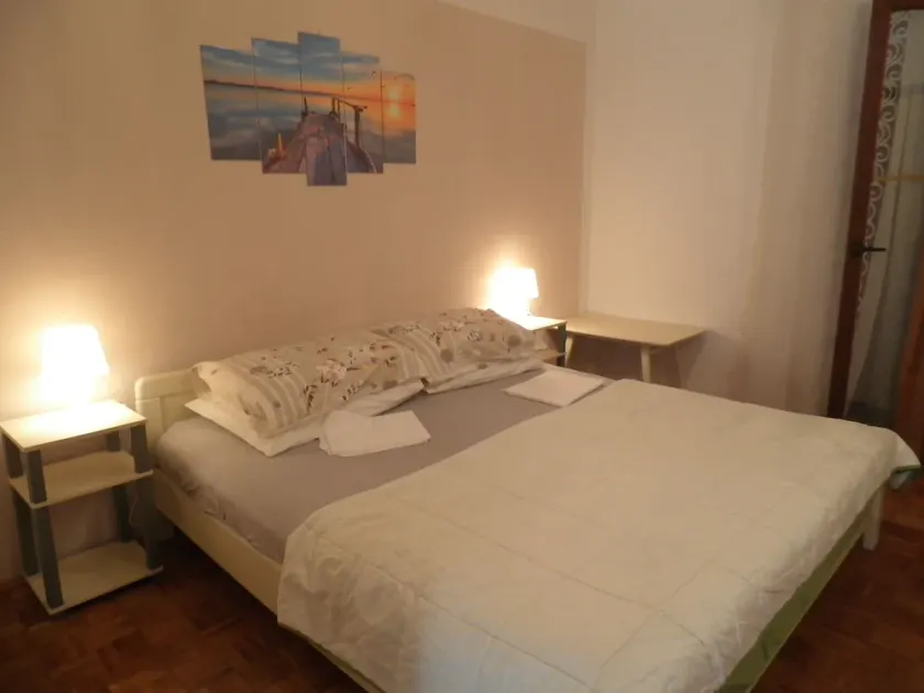 Two bedroom apartment with terrace and sea view Supetarska Draga - Donja, Rab (A-15423-a) - Image 1
