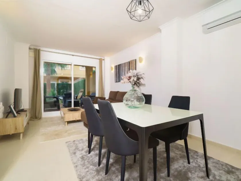 Apartment Pinazo by Interhome - Image 1