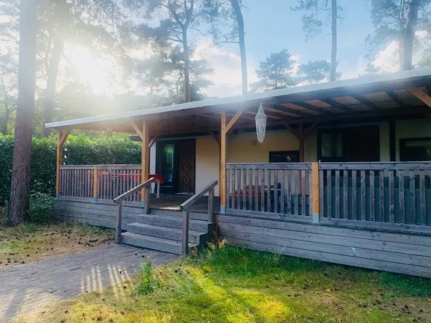 Rustig gelegen chalet op vakantiepark  www.huisjeveronica.nl  - Image 1