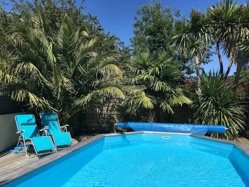 Modern , spacious detached villa ****,  private pool,  near Concarneau, 24-31/08 - Image 1