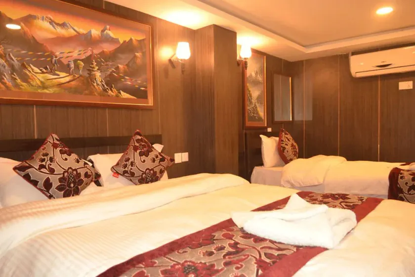 Hotel holiday inn - Image 1
