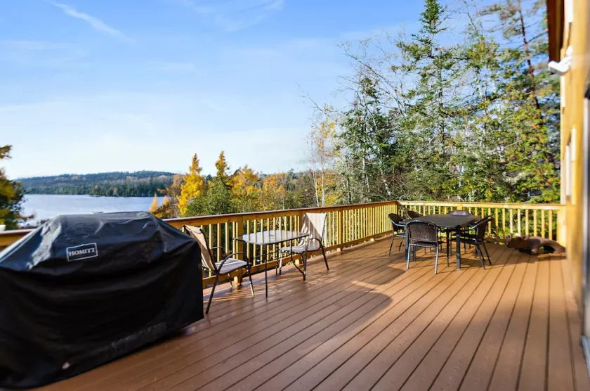 RANGLEY LAKE WATERFRONT !!! - Image 1
