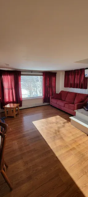 A beautiful two Bedroom house located on Green Lake in Maine. - Image 1