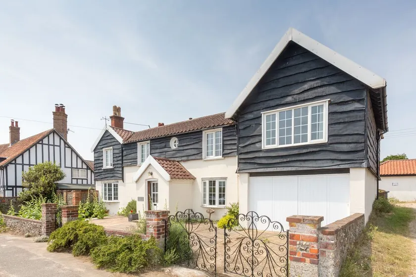Sea View, Thorpeness - Image 1