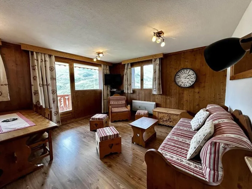 10m from ski slopes, 2nd floor, balcony, tv, ski locker, 58m², Les Menuires - Image 1