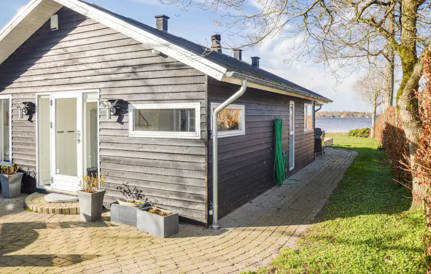 Trevligt hus med 3 sovrum i Sunds - Image 1