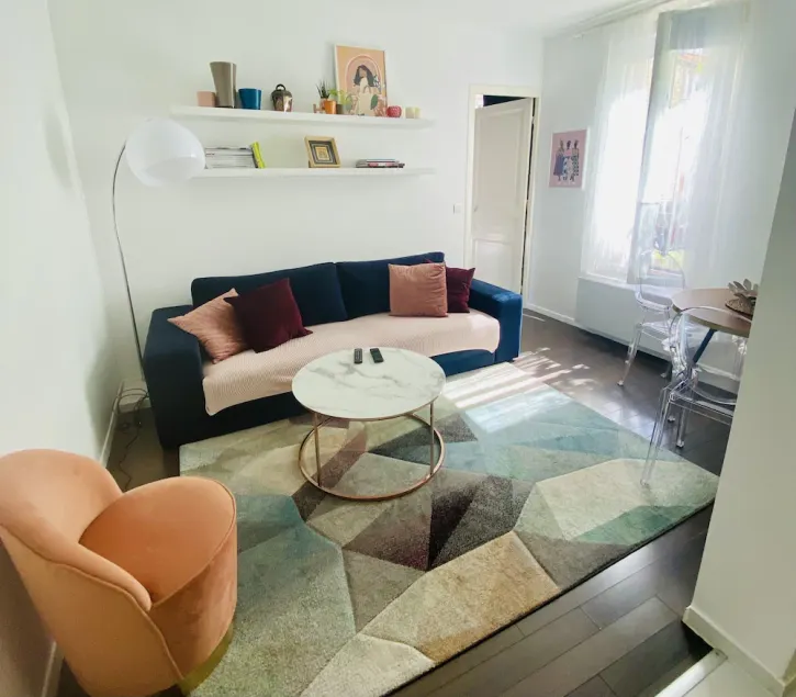 Luxurious & Chic 2-Room Apartment near Paris & Disneyland - Image 1