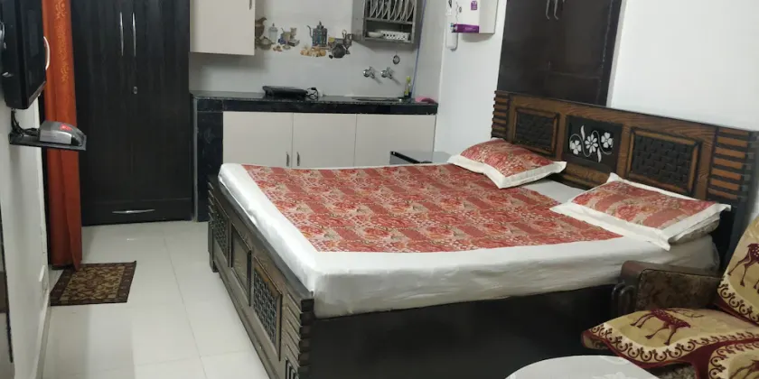 Elite studio Apartment - Image 1