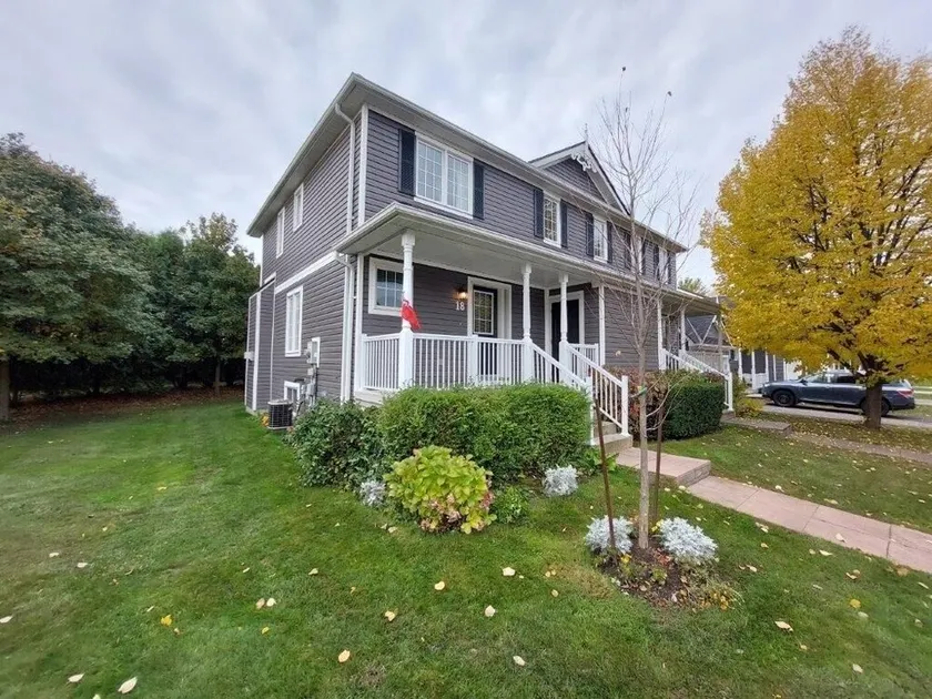 Home On A Golf Course - Image 1