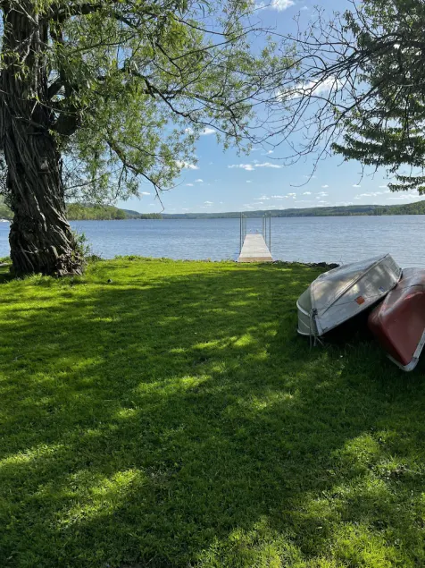 Cozy three bedroom cottage on Lake Canadarago - Image 1