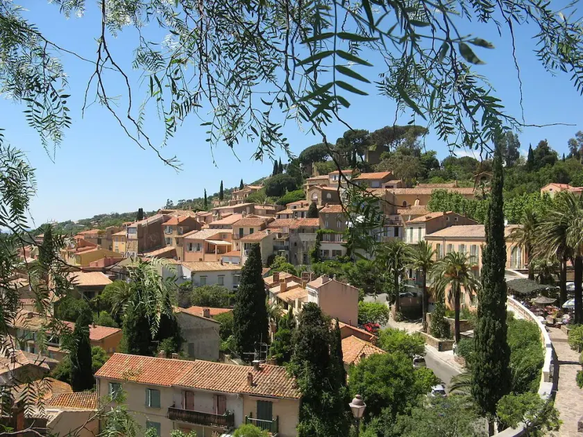 Rent apartment veranda Bormes les mimosas stones of Bormes - Image 1