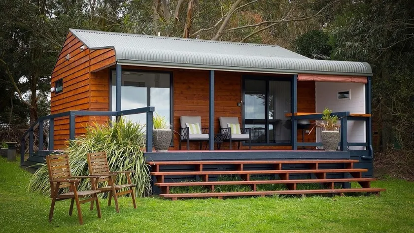 Coastal View Cabins Deluxe Spa, Wilsons Promontory - Image 1