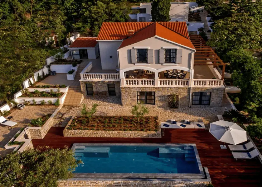 Stunning Korcula Villa | 4 Bedrooms | Villa Waterfront Dream | Cinema Room & Private Heated Infinity Pool | Zrnovo - Image 1