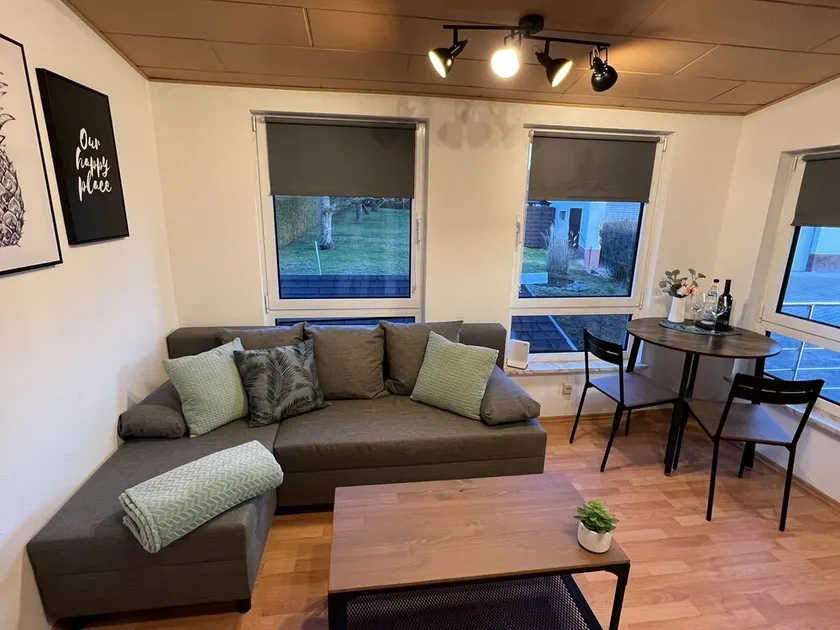Beautiful, quietly located, central vacation apartment - Image 1