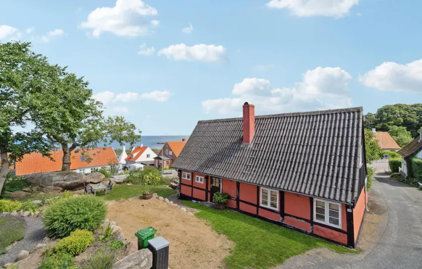 2 værelses dejlig bolig i Svaneke - Image 1