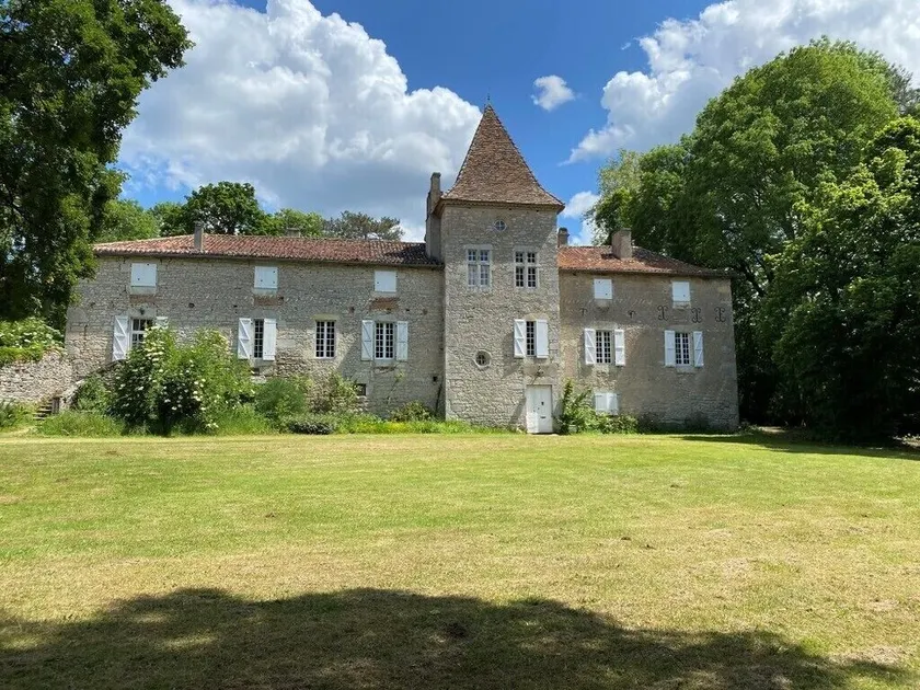 CAHORS - Family Manor - Image 1