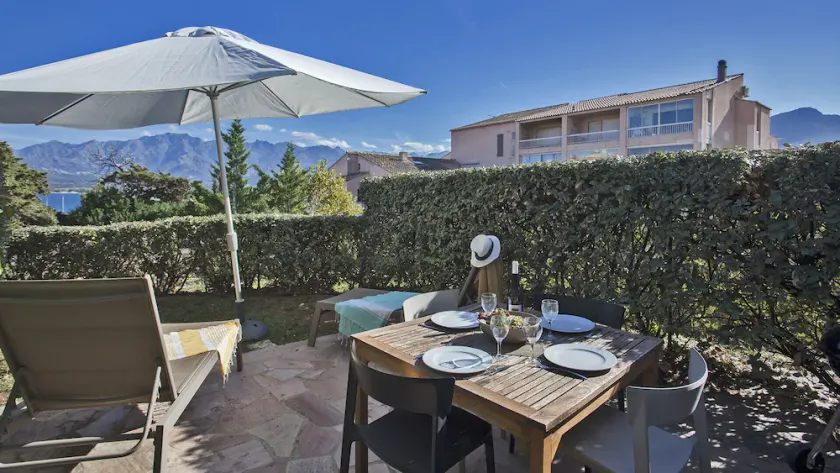 Mare appart avec jardin et bbq vue mer et montagne plage et port à 2 pas - Image 1