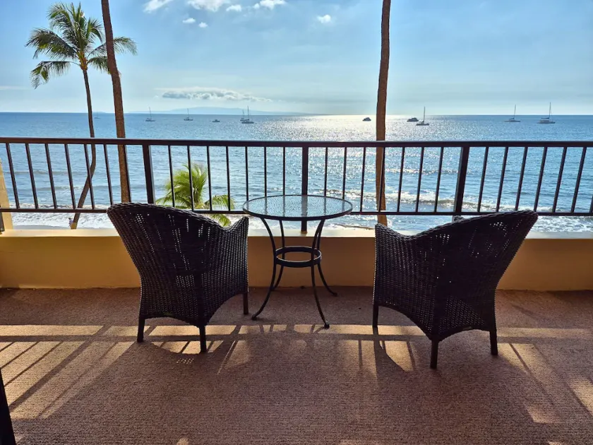 Ocean Front starter $ 159 nat! Opdater, Relax, Discover Sugar Beach 4th Floor - Image 1