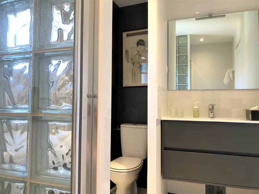 Large 11-person house \"L'éventail - Image 1