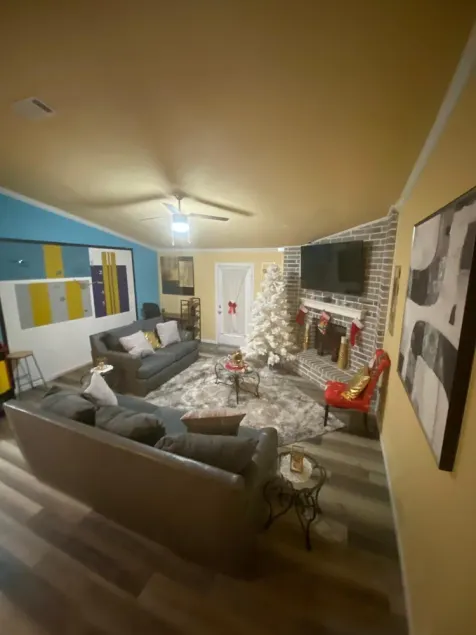 Modern Comfort Near Military Bases & Shopping – Walk to Parks & Lakes! - Image 1