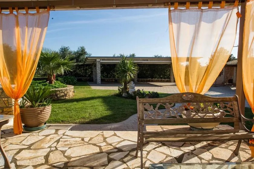 Cozy Flat In An Olive Grove Near a Sandy Beach - Image 1