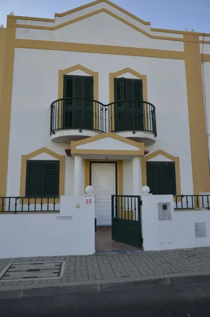 Maison de vacances à Sines - Image 1