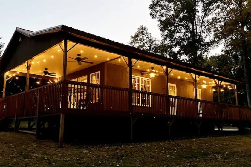 Cozy Secluded Cabin on 50 Acre Horse Ranch - Image 1