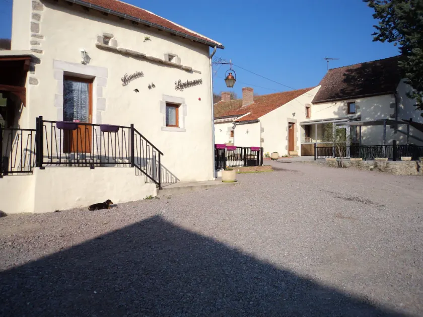 Gite la lieutenance a la campagne accepts pets - Image 1