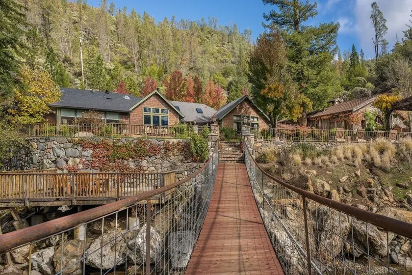 Calistoga Creek Side Mountain Estate - Image 1